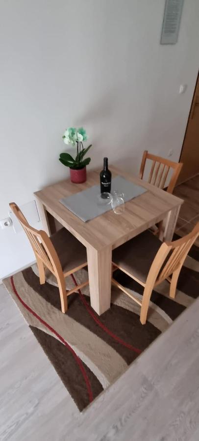 Apartmani Italo Biograd Na Moru Luaran gambar