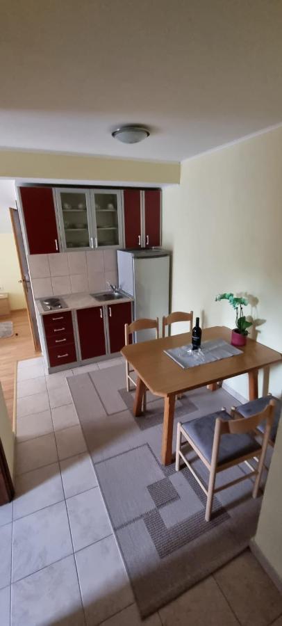Apartmani Italo Biograd Na Moru Luaran gambar