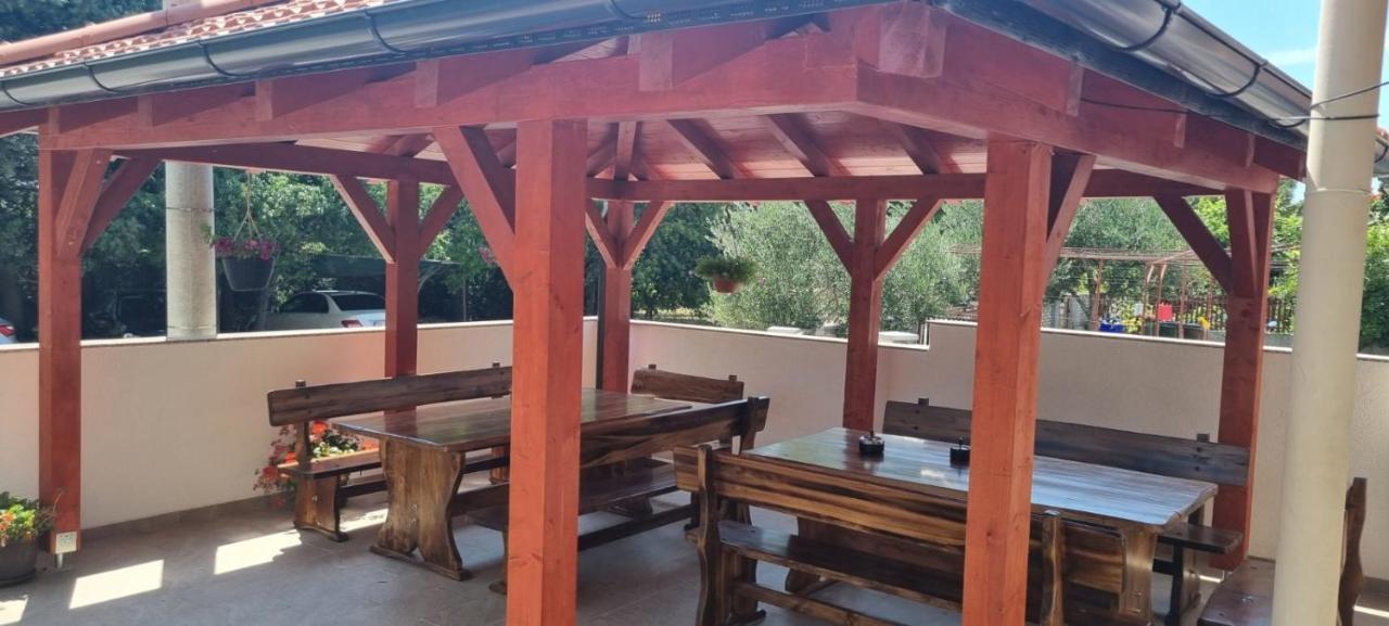 Apartmani Italo Biograd Na Moru Luaran gambar